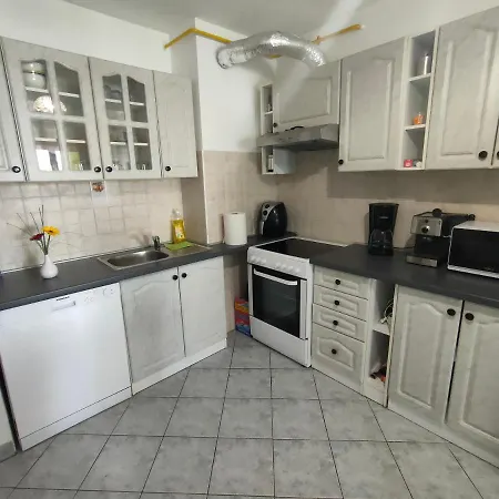 Apartment Apartman Bela