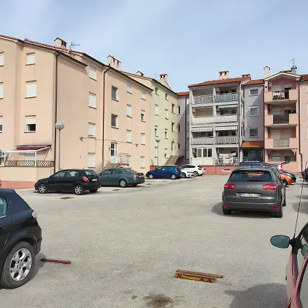 Apartman Bela * Pula