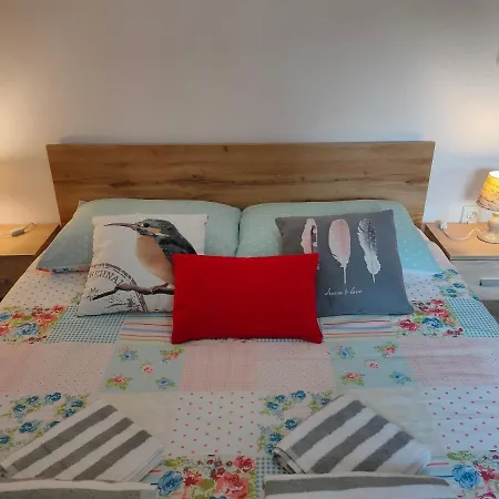 Apartman Bela Apartment
